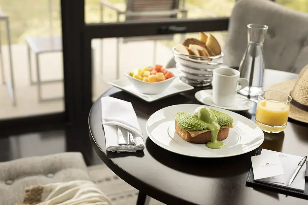 In-room dining at Pikaia Lodge