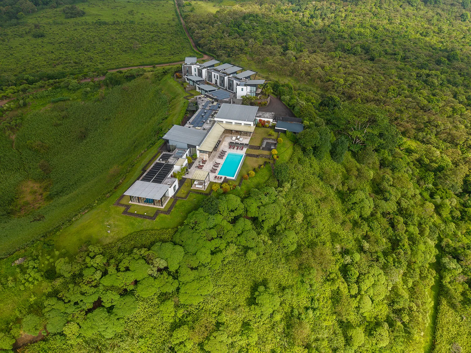Land stay accommodation on Santa Cruz Island