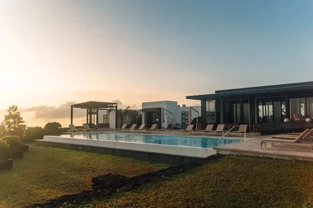 Infinity pool on the crater rim at Pikaia Lodge